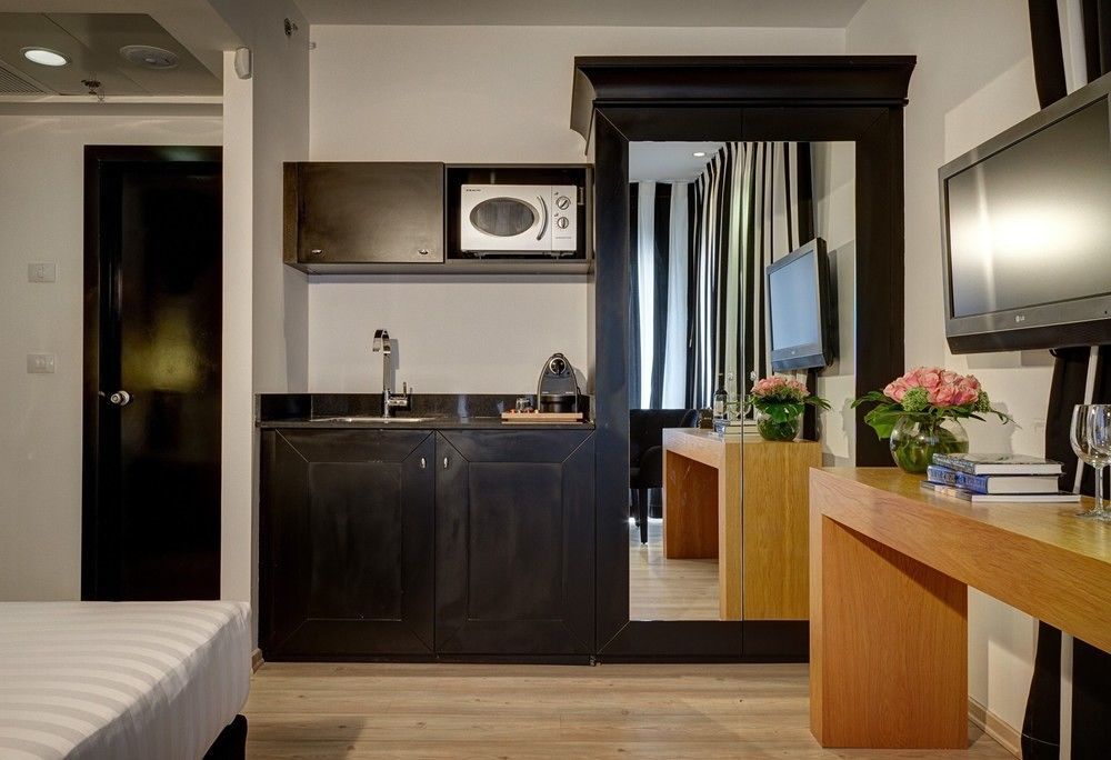 Savoy Sea Side Hotel (Adults Only) Tel Aviv Bagian luar foto